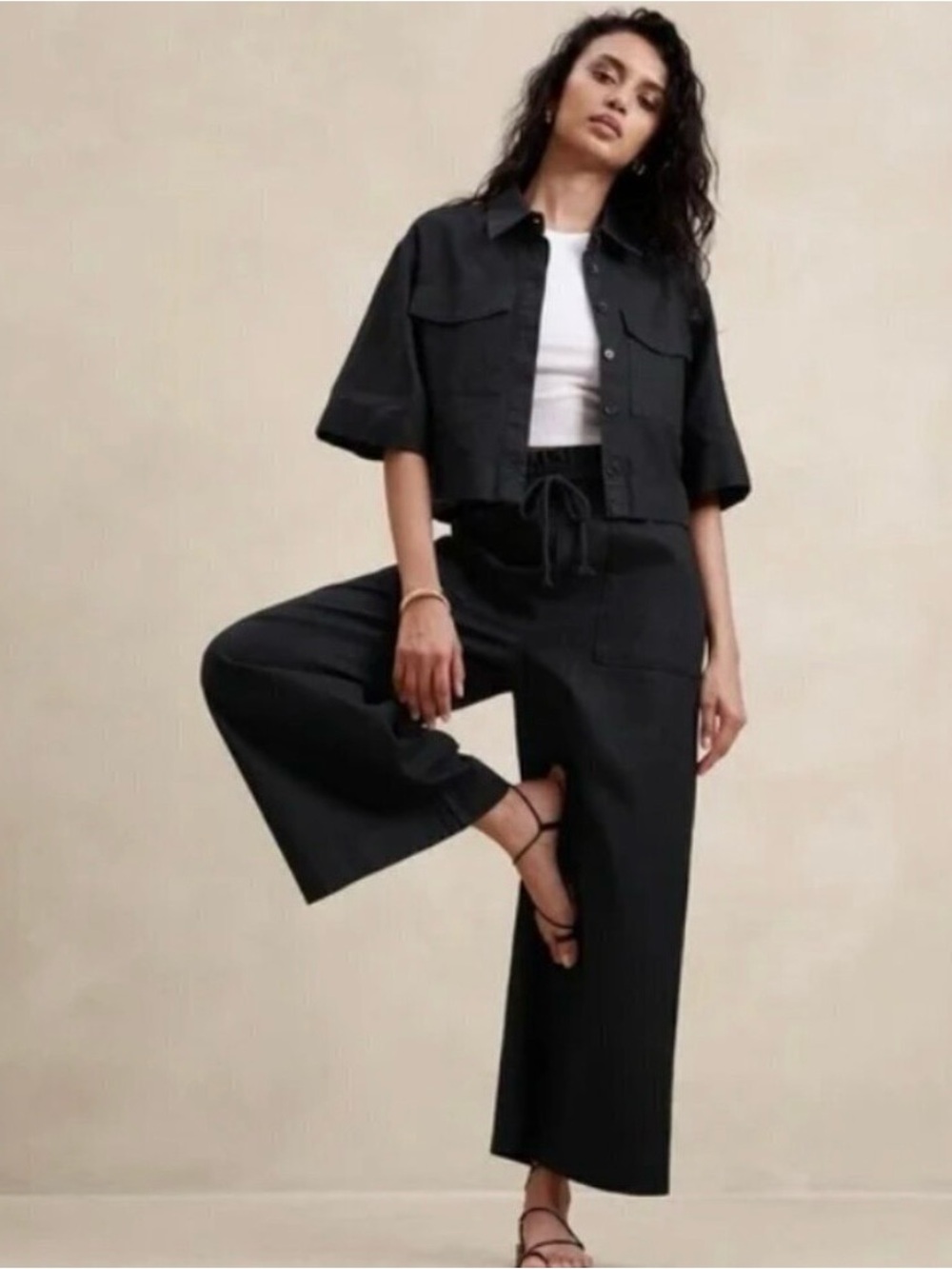 Banana Republic Women’s Black Drawstring Linen-Blend Pants